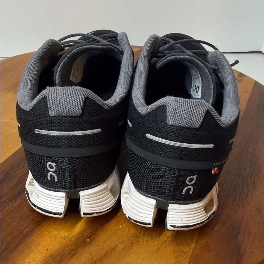 ON RUNNING Cloud 5 Black Men's Running Shoes, size 10.5 fair clean condition - Picture 14 of 14